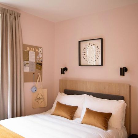 Bob W London Holland Park Aparthotel Bagian luar foto