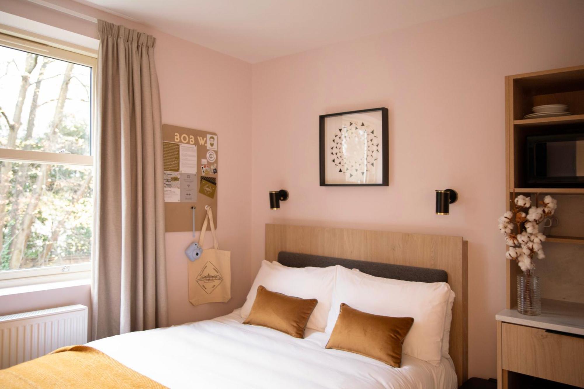 Bob W London Holland Park Aparthotel Bagian luar foto