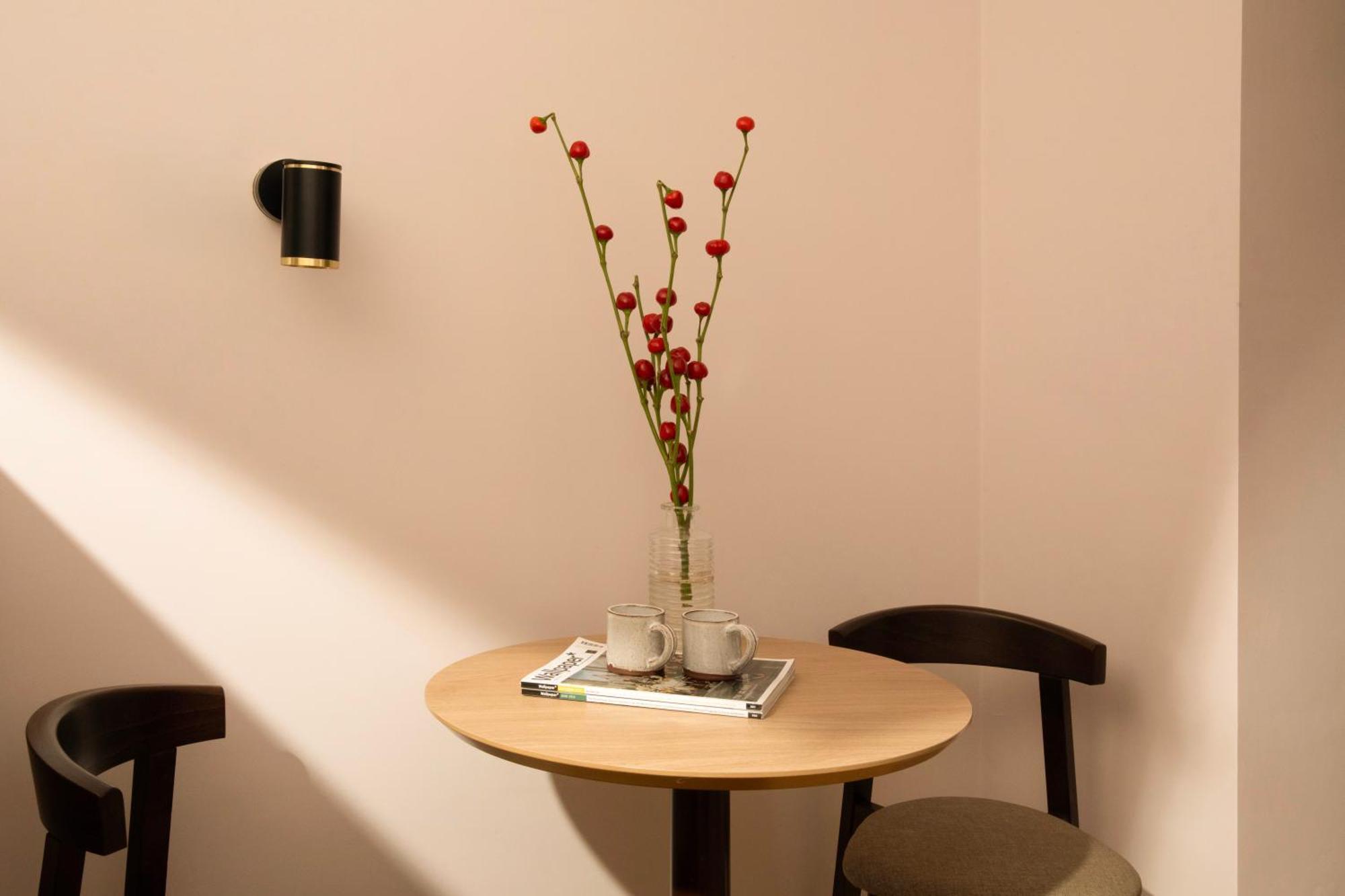 Bob W London Holland Park Aparthotel Bagian luar foto