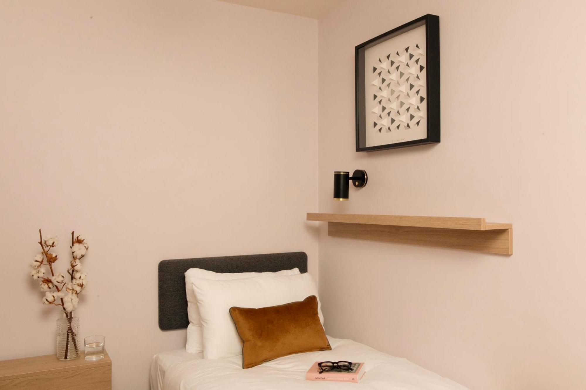 Bob W London Holland Park Aparthotel Bagian luar foto