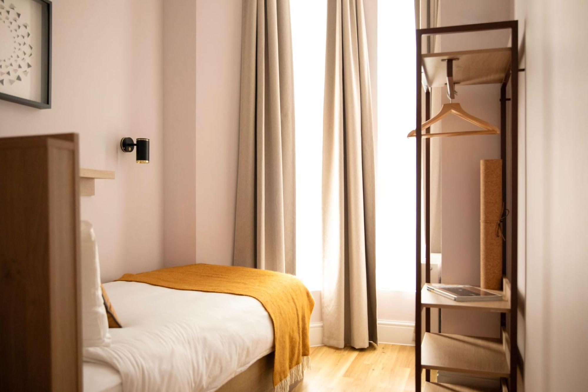 Bob W London Holland Park Aparthotel Bagian luar foto