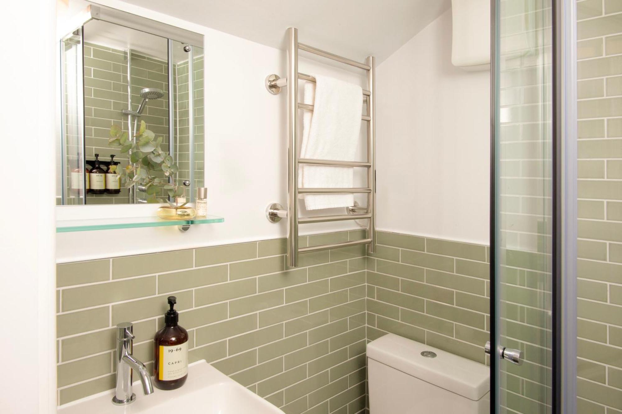 Bob W London Holland Park Aparthotel Bagian luar foto